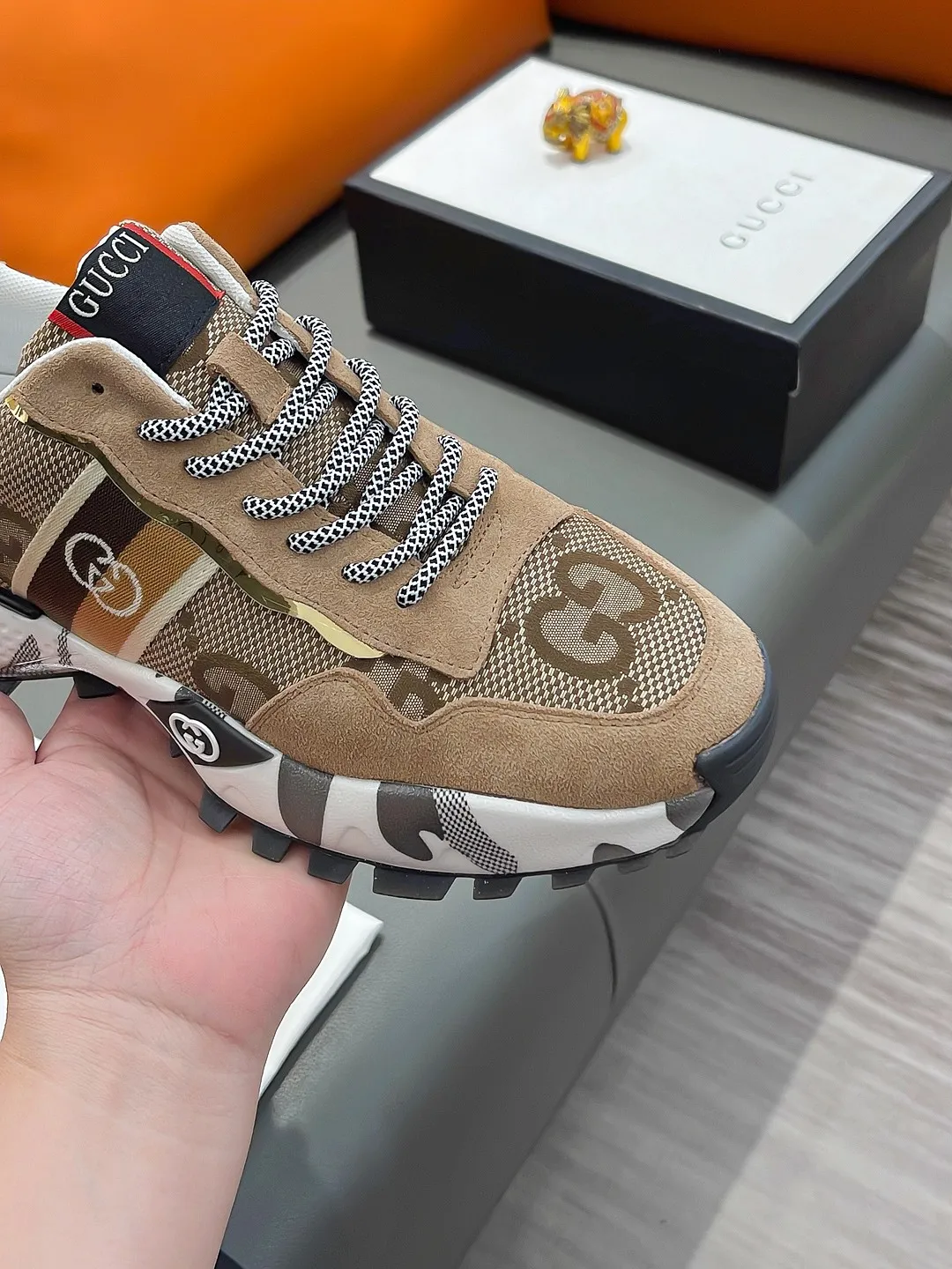 Men's shoes GUCCI "Gucci" P440 Regular size: 38-44 (casual shoes) Product materials: Selected cowhide upper, soft sheepskin lining; original outsole.